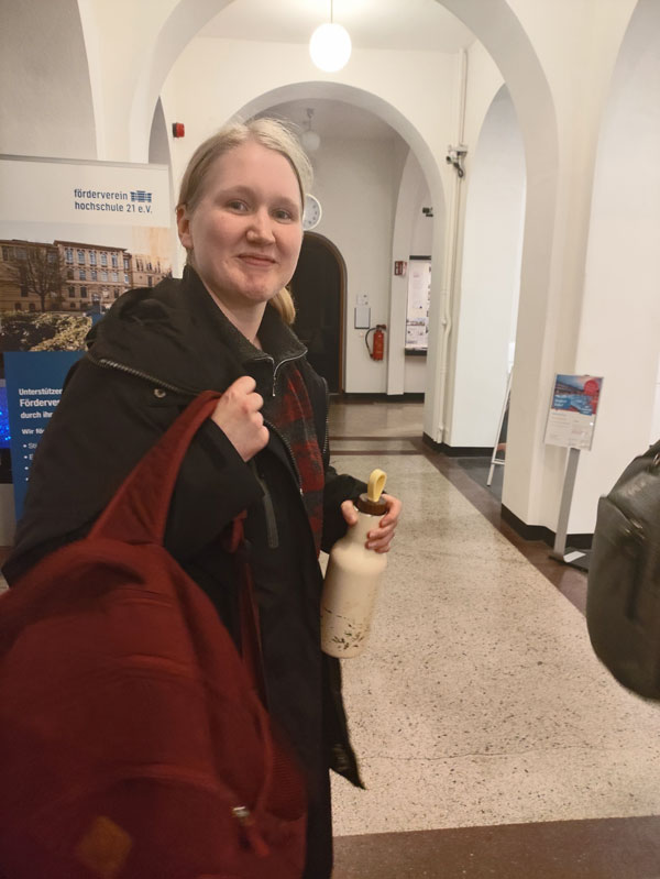 Fiona Schiek in der Hochschule