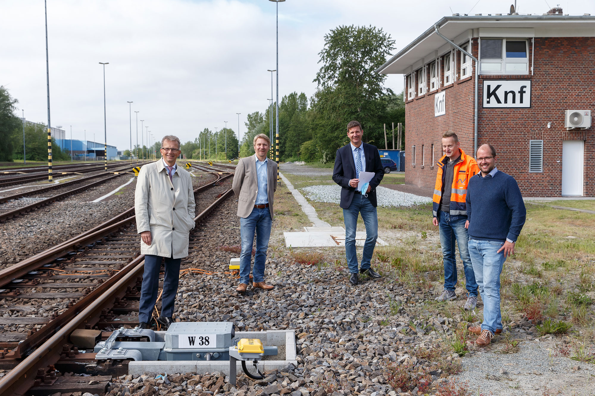 Moderne Stellwerkstechnik für die Hafenbahn in Emden