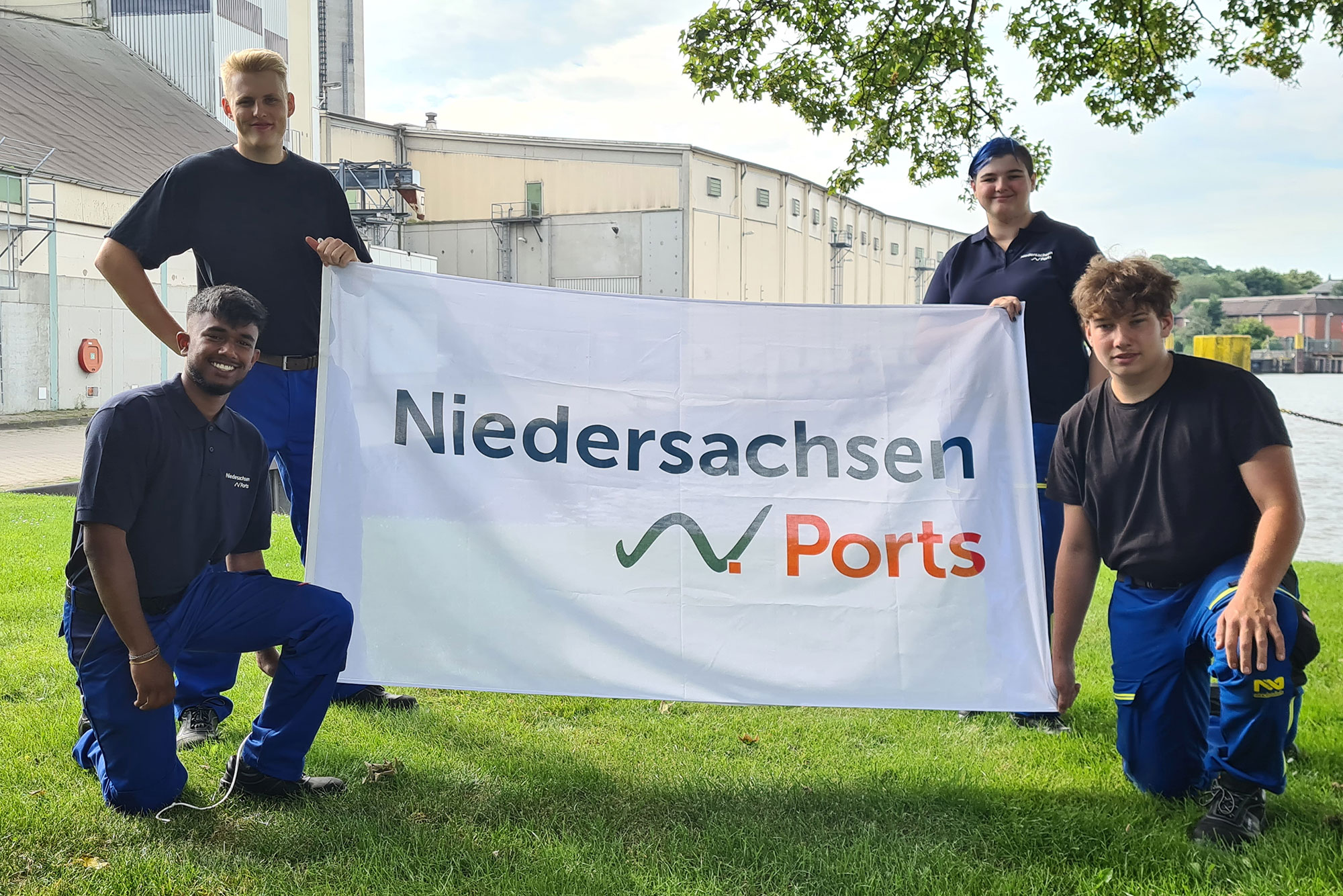 Neue Azubis bei NPorts in Brake